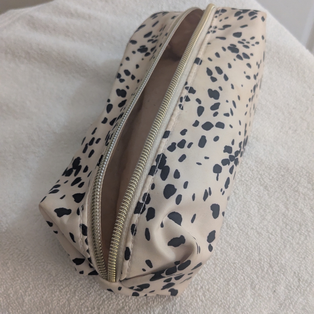 Sonia Kashuk Cream and Black Spotted Pouch